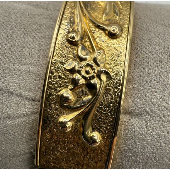 Vintage Bangle bracelet Dunn Bros 10/20 Gold Filled floral jewelry - Picture 12 of 12